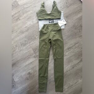 CSB Freedom leggings set in color khaki. Size Small. New